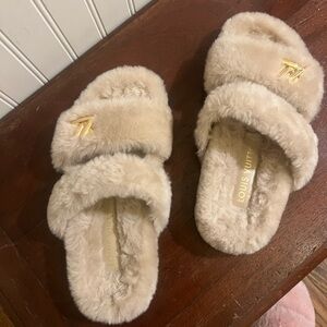 Louis Vuitton Cream Shearling Slides/Sandals